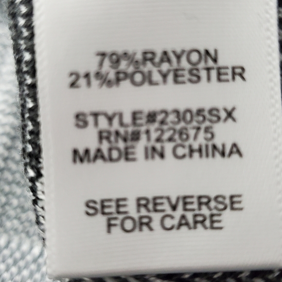 Lety & Me (Stitch Fix) Women's Gray Geometric Boxy Sweater Size Medium NWT - Picture 8 of 12